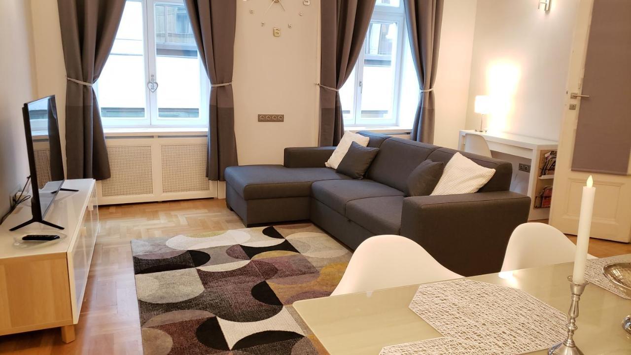 Supreme City Center Apartment Budapest Bagian luar foto